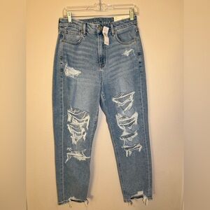 American Eagle Curvy Mom Jean